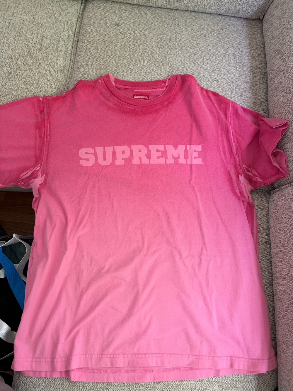 Supreme | gradient Pink S/S Tee - Picture 3 of 5